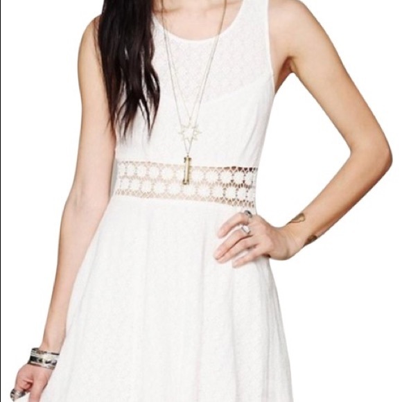 Dress, Ivory Floral Cutout Lace Free People BNWT - Picture 7 of 10